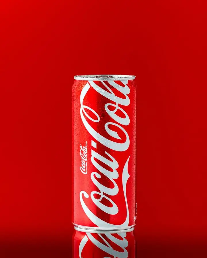 Illustrative article feature photo (free stock, not official brand photography)